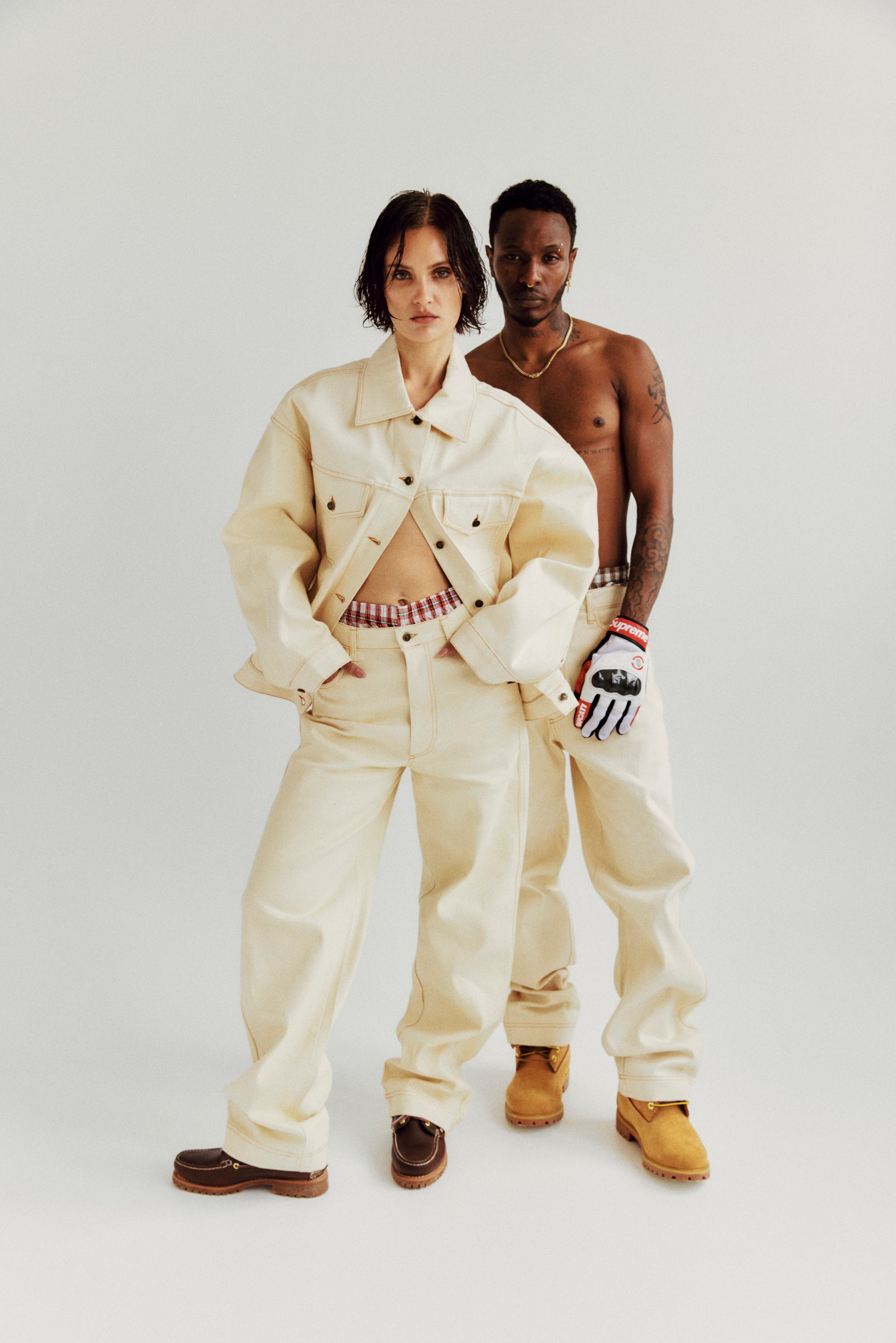 FOUNDATION JEAN IN ECRU