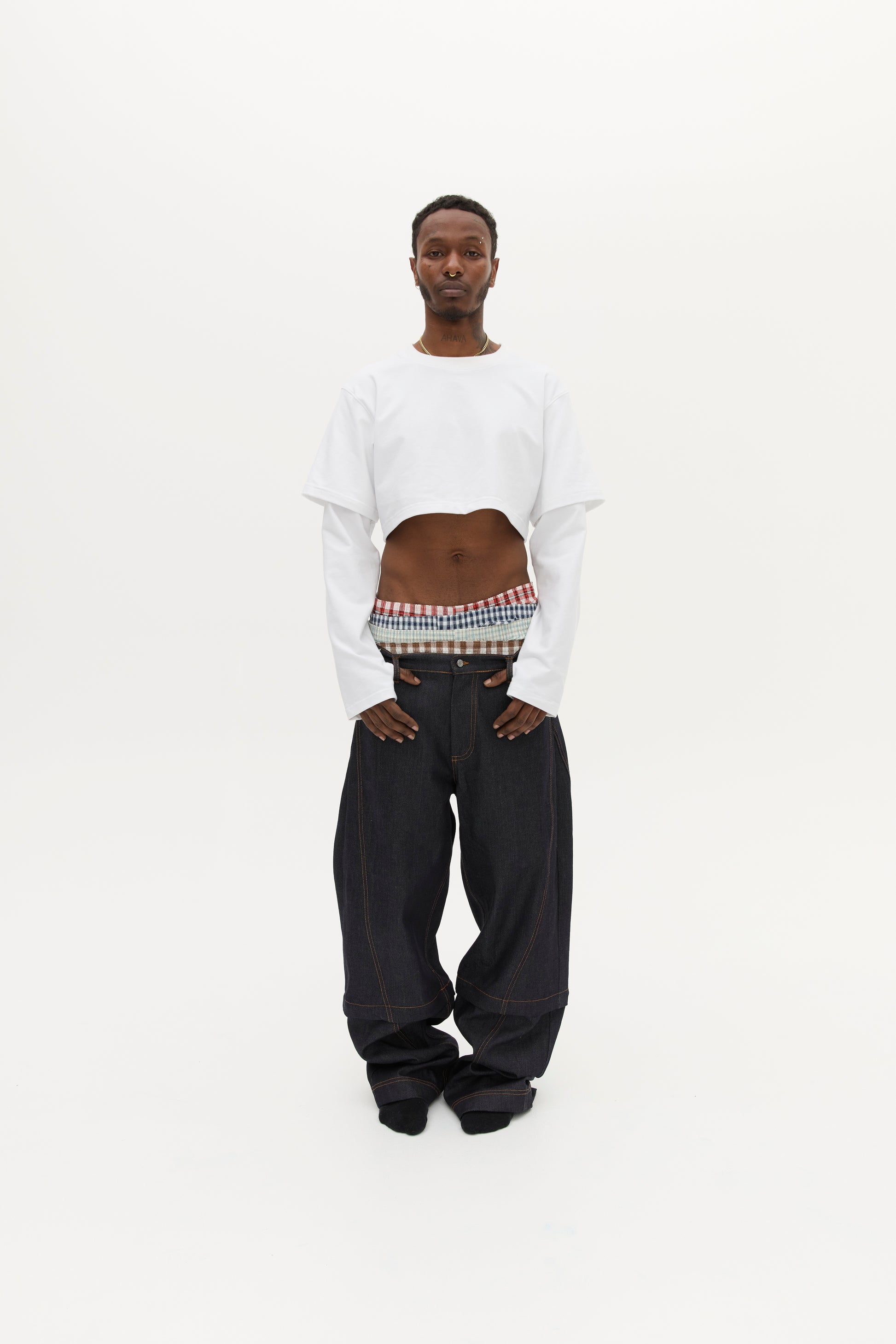 BACKTALK CROPPED L/S TOP